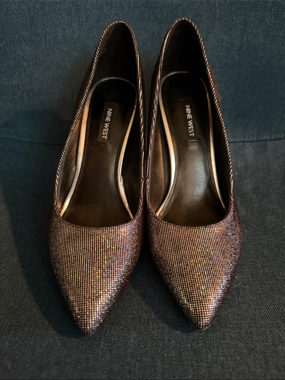 Nine West Women's Metallic Black Holographic Pointed Toe Pumps 7.5